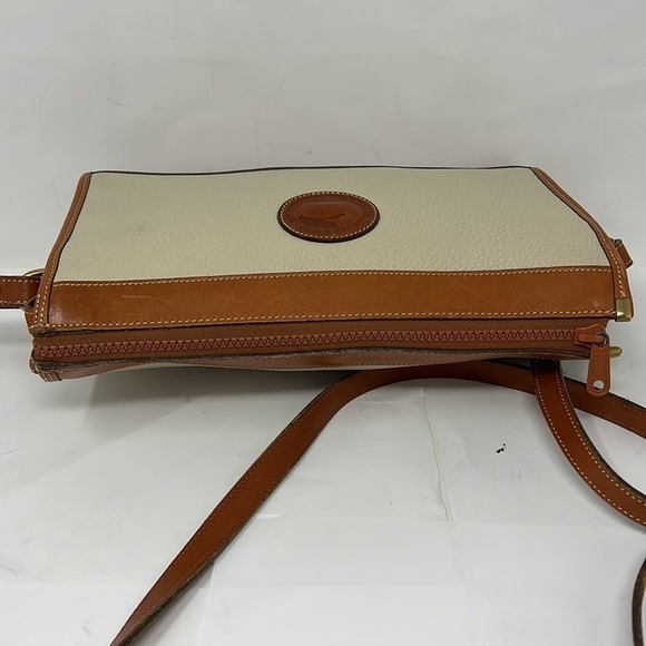 Dooney & Bourke Ivory Cream Pebble and Brown Leather Zip Crossbody Shoulder Bag - Picture 8 of 14